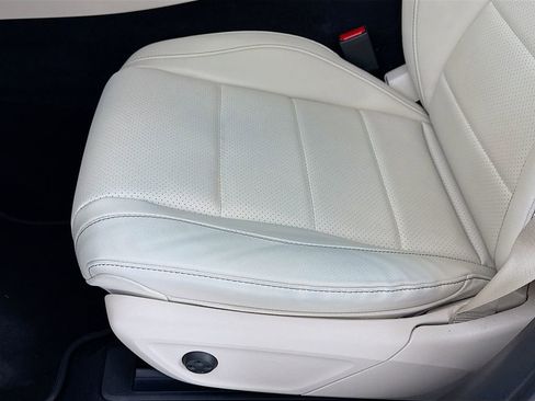 Used 2024 Mercedes-Benz GLE 350 4MATIC image 13