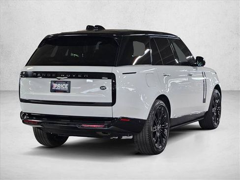 Used 2023 Land Rover Range Rover SE AWD/4WD image 5