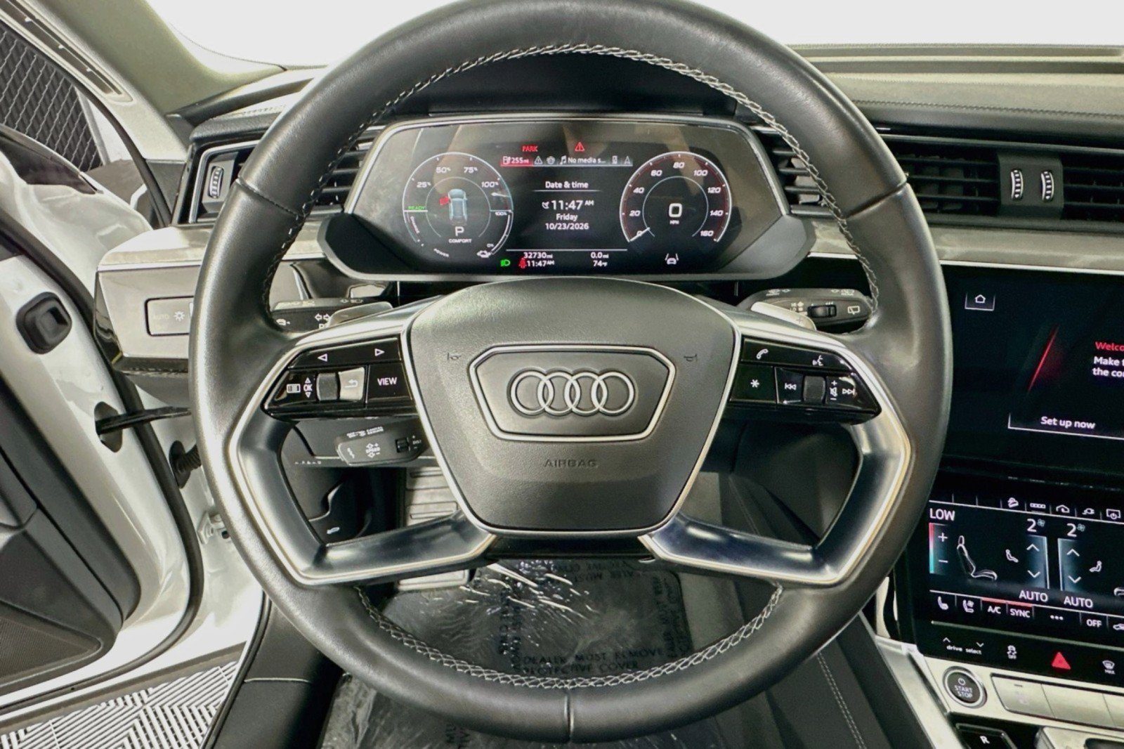 Used 2024 Audi Q8 e-tron Premium Plus w/ Premium Plus Package AWD/4WD image 19