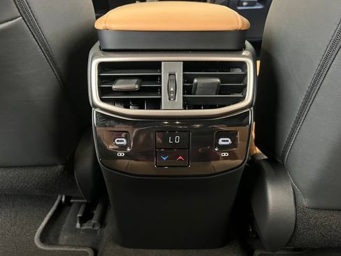 Used 2026 Lexus RX 350 Premium w/ Convenience Package FWD image 43