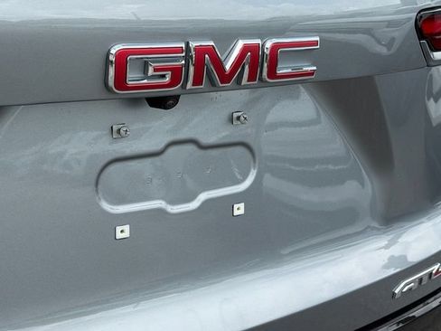 New 2026 GMC Terrain AT4 w/ Technology Package II AWD/4WD image 9