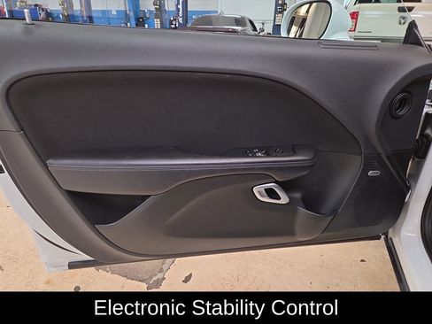 Certified 2023 Dodge Challenger GT image 11