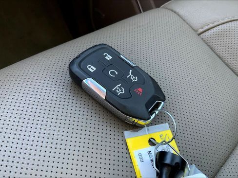 Used 2015 GMC Yukon SLT w/ HD Trailering Package image 14