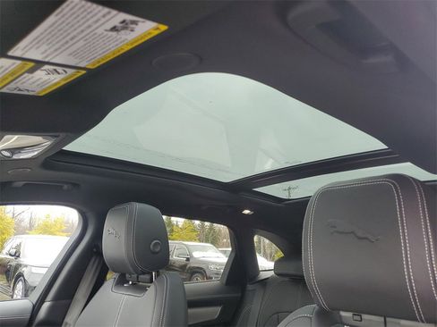 Used 2025 Jaguar F-PACE R-Dynamic S image 25