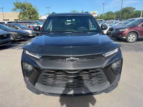 Used 2021 Chevrolet TrailBlazer RS w/ Sun and Liftgate Package AWD/4WD image 2