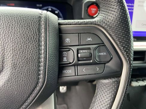 Used 2024 Toyota Tacoma TRD Sport image 29