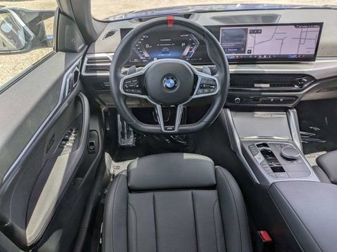 Used 2025 BMW M440i RWD image 18
