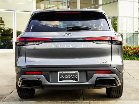 Used 2023 INFINITI QX60 Luxe FWD image 11