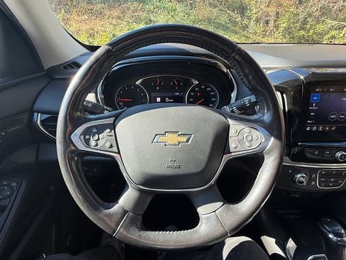 Used 2020 Chevrolet Traverse High Country image 28