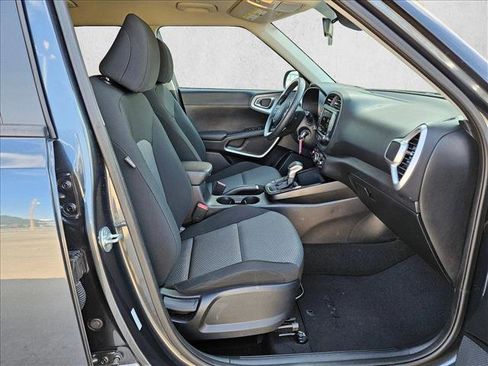 Used 2024 Kia Soul LX w/ Option Group 015 image 19