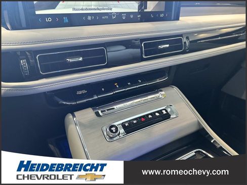 Used 2025 Lincoln Aviator Reserve w/ Equipment Group 201A AWD/4WD image 24