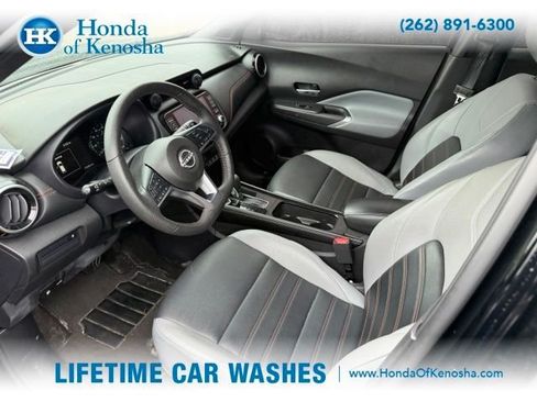 Used 2024 Nissan Kicks SR w/ SR Premium Package FWD image 5