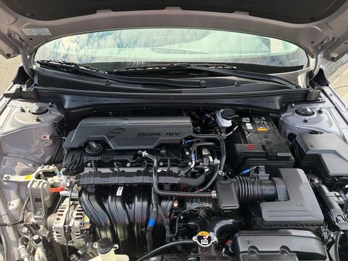 Used 2023 Hyundai Elantra SE FWD image 22