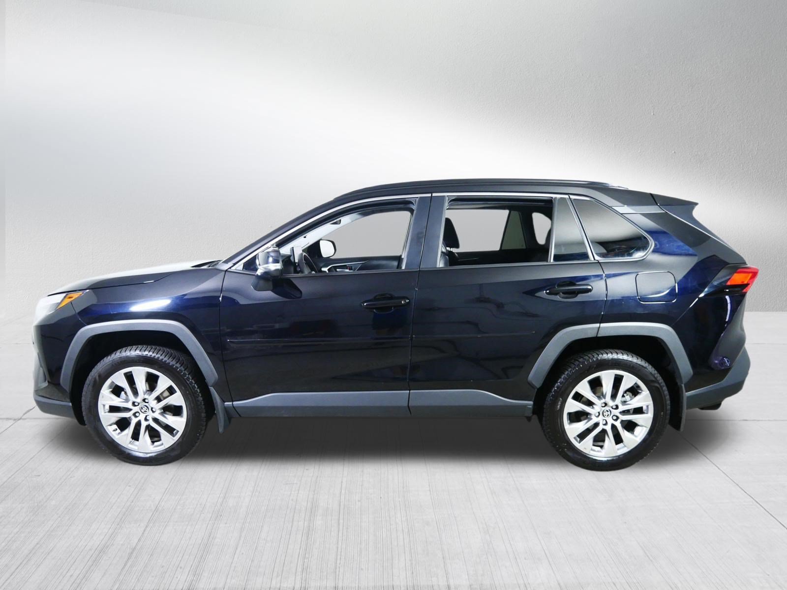 Used 2024 Toyota RAV4 XLE Premium w/ Weather Package AWD/4WD image 4