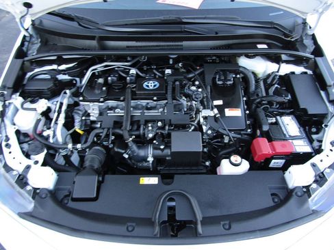 Used 2022 Toyota Corolla LE image 36