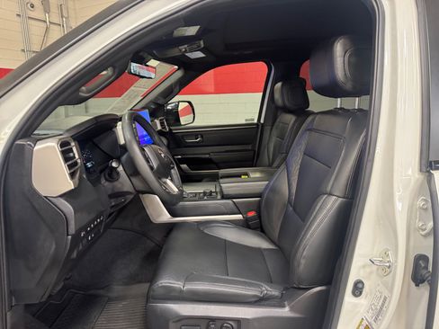Certified 2025 Toyota Sequoia Limited w/ Tow Technology Package AWD/4WD image 14