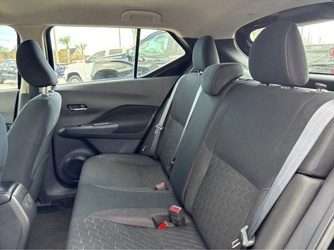 Used 2024 Nissan Kicks SV FWD image 20