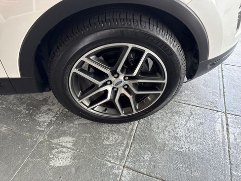 Used 2018 Ford Explorer Sport AWD/4WD image 12