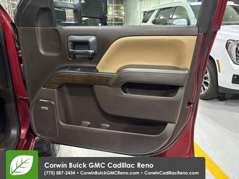 Used 2019 GMC Sierra 2500 Denali w/ Duramax Plus Package AWD/4WD image 17