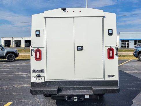 New 2025 Chevrolet Express 3500 w/ Power Convenience Package image 5