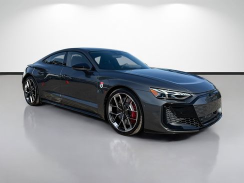 New 2026 Audi RS e-tron GT performance image 1