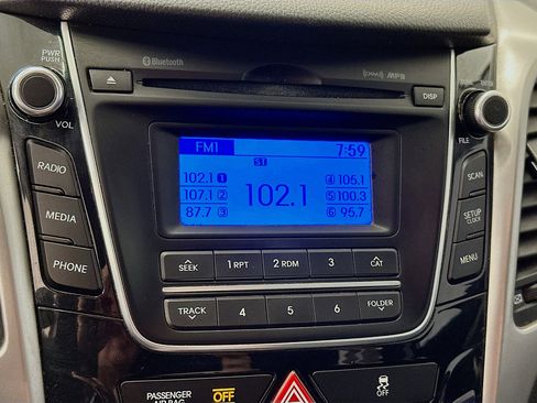 Used 2014 Hyundai Elantra GT image 21