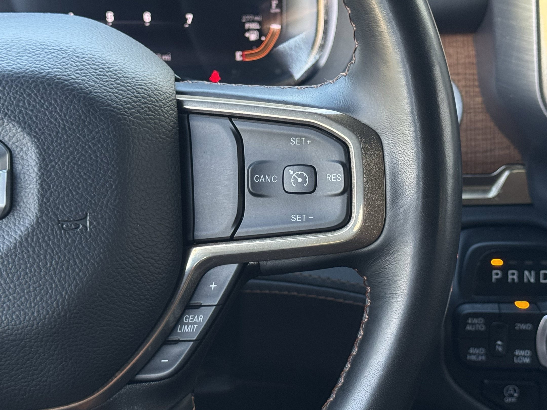 Used 2023 RAM 1500 Limited w/ Body Color Bumper Group AWD/4WD image 18