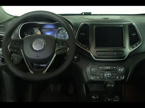 Used 2022 Jeep Cherokee Trailhawk w/ Premium Leather Package AWD/4WD image 14
