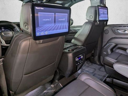 Used 2023 GMC Yukon Denali w/ Denali Reserve Package AWD/4WD image 17
