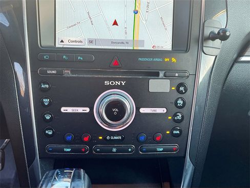 Used 2018 Ford Explorer Limited w/ Equipment Group 301A image 16