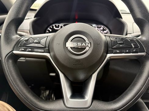 Used 2024 Nissan Altima 2.5 SV image 39