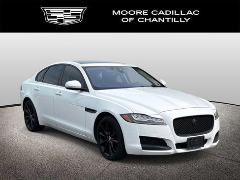 Used 2016 Jaguar XF Prestige AWD/4WD image 1