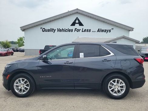 Used 2023 Chevrolet Equinox LT image 23