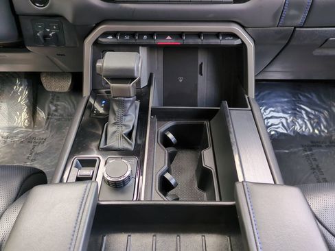 Used 2026 Toyota Tundra Platinum AWD/4WD image 19