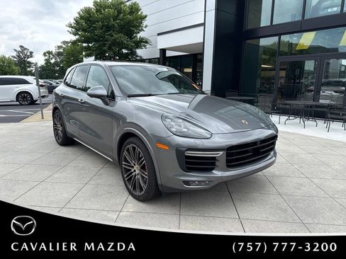 Used 2018 Porsche Cayenne Turbo AWD/4WD image 1