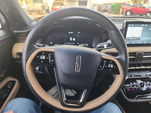 Used 2022 Lincoln Corsair Reserve w/ Equipment Group 201A image 32