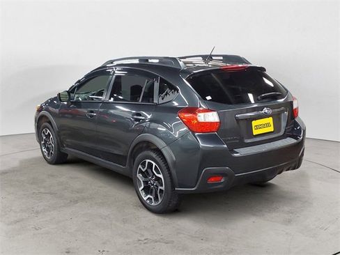 Used 2016 Subaru Crosstrek 2.0i Premium w/ Moonroof Package image 3