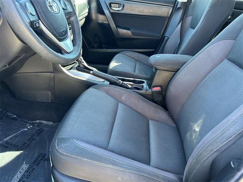 Used 2019 Toyota Corolla L image 11