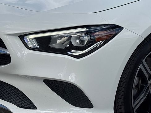 Used 2022 Mercedes-Benz CLA 250 4MATIC image 14