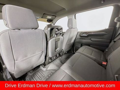 Used 2024 GMC Sierra 1500 Elevation image 10