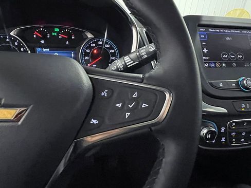 Used 2024 Chevrolet Equinox LT image 37