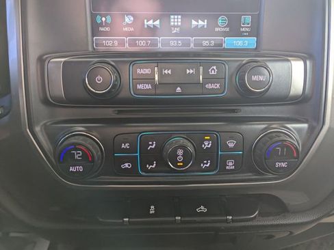 Used 2018 Chevrolet Silverado 1500 LT w/ All Star Edition image 21