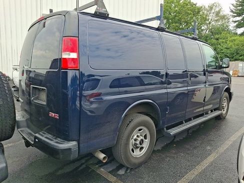 Used 2019 GMC Savana 2500 w/ Driver Convenience Package RWD image 8