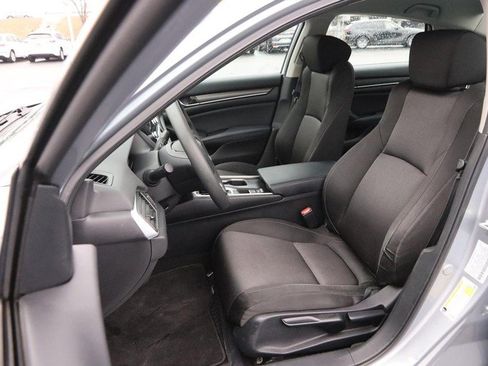 Used 2018 Honda Accord LX image 8