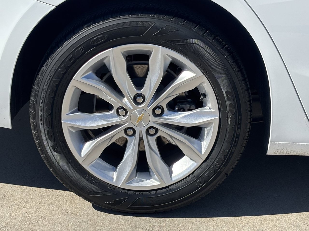 Used 2022 Chevrolet Malibu LT FWD image 7