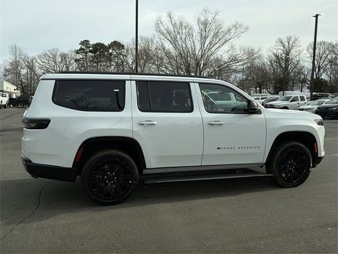 New 2026 Jeep Grand Wagoneer Limited image 13