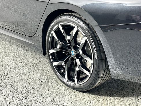 Used 2025 BMW 330i xDrive Sedan w/ M Sport Package image 9