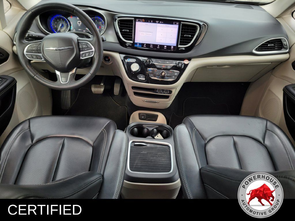 Used 2023 Chrysler Pacifica Touring-L FWD image 20
