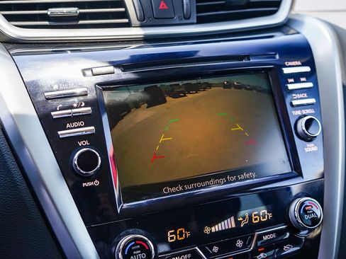 Used 2023 Nissan Murano S AWD/4WD image 24