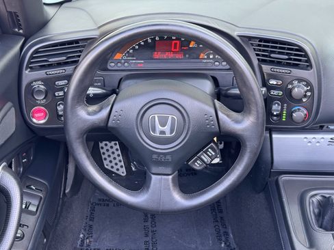 Used 2006 Honda S2000 image 18